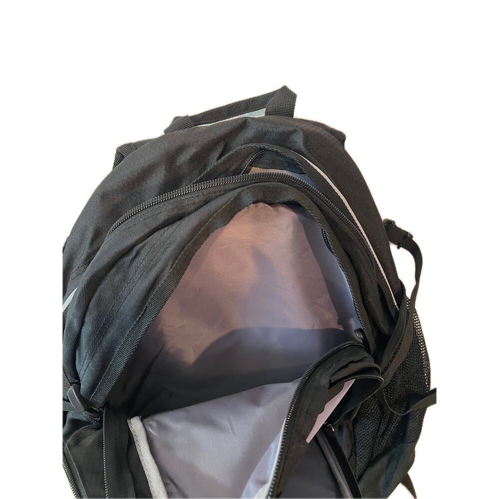 High Sierra Padded Computer Backpack - Picture 4 of 5